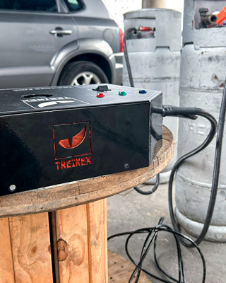 Mesa de controle TRX TREE FIRE