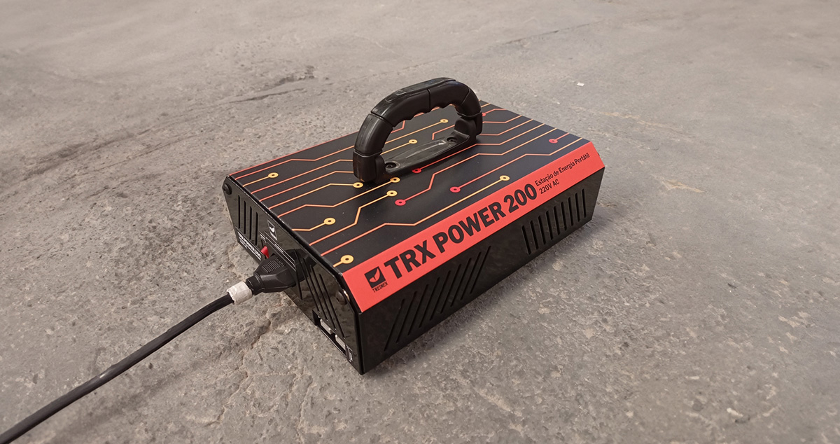 Estação de energia TRX Power 200 Treinex