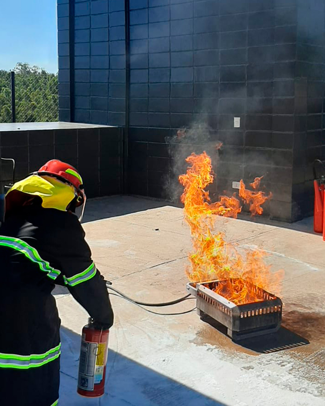 Simulador de incêndio T21 STD Treinex